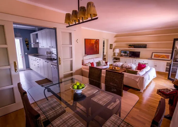 Carmen Lanzarote Villa Costa Teguise