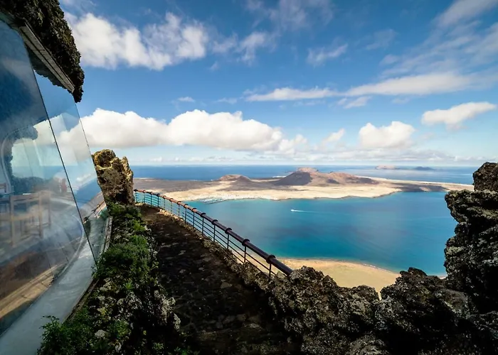 Carmen Lanzarote קוסטה טגוויסה